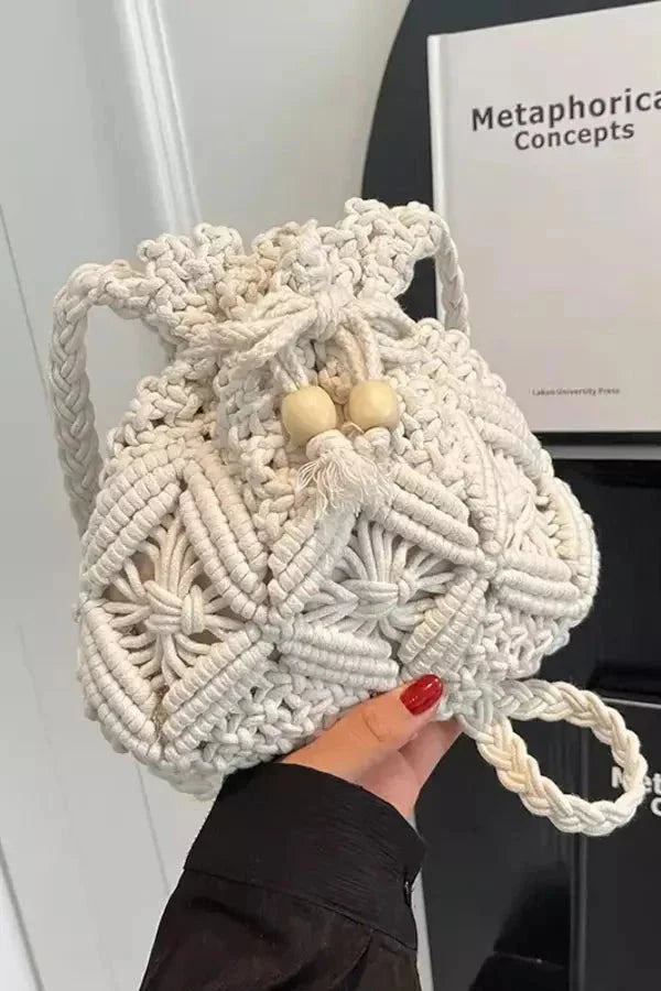 Hand-Crochet Bucket Bag in Cream – Minimalist Shoulder Bag