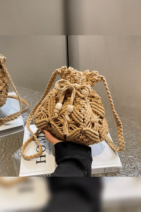 Hand-Crochet Bucket Bag in Cream – Minimalist Shoulder Bag